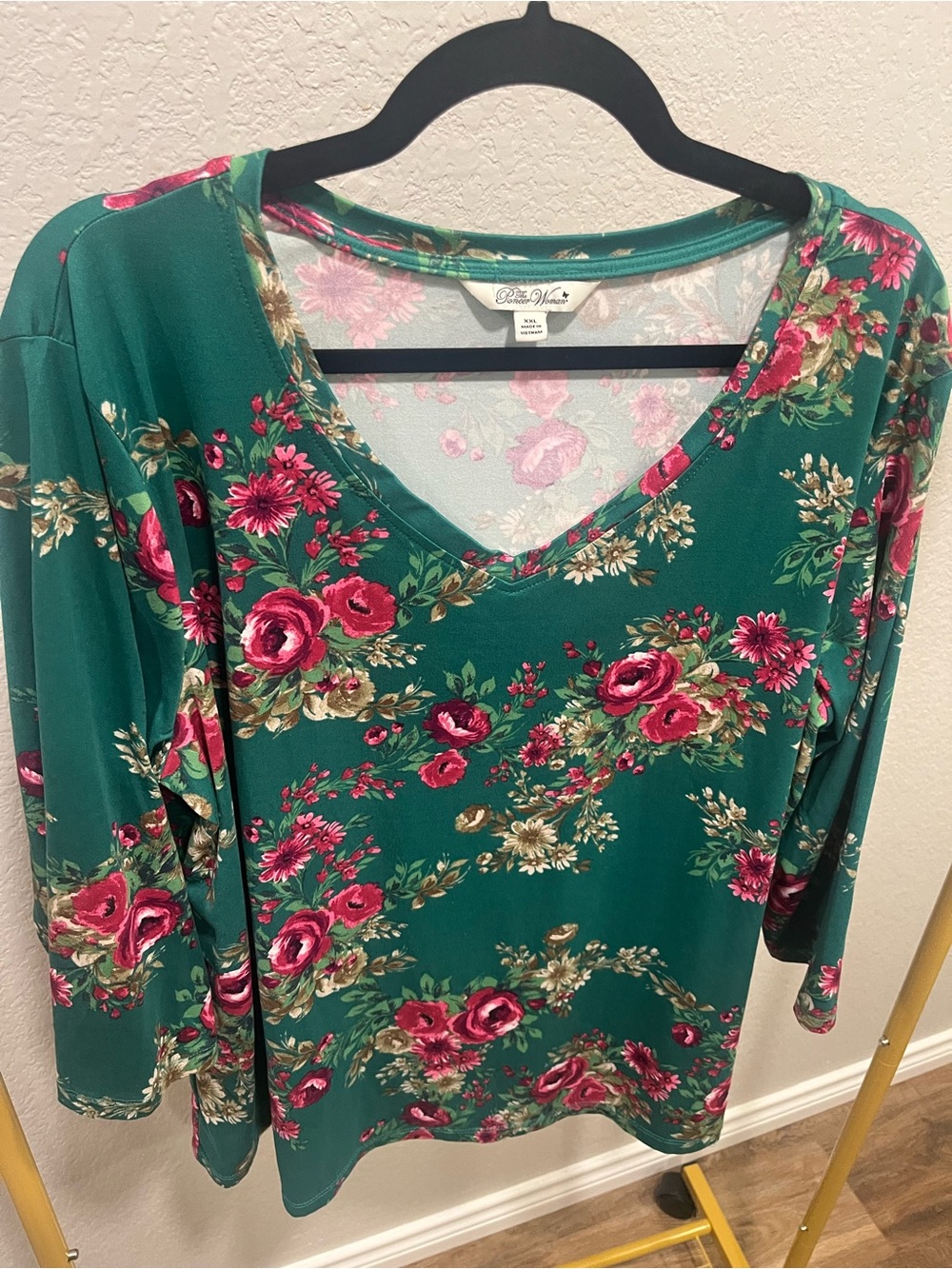 The Pioneer Woman 2X Green Floral Top Pink Roses V Neck Long Sleeve Cottagecore